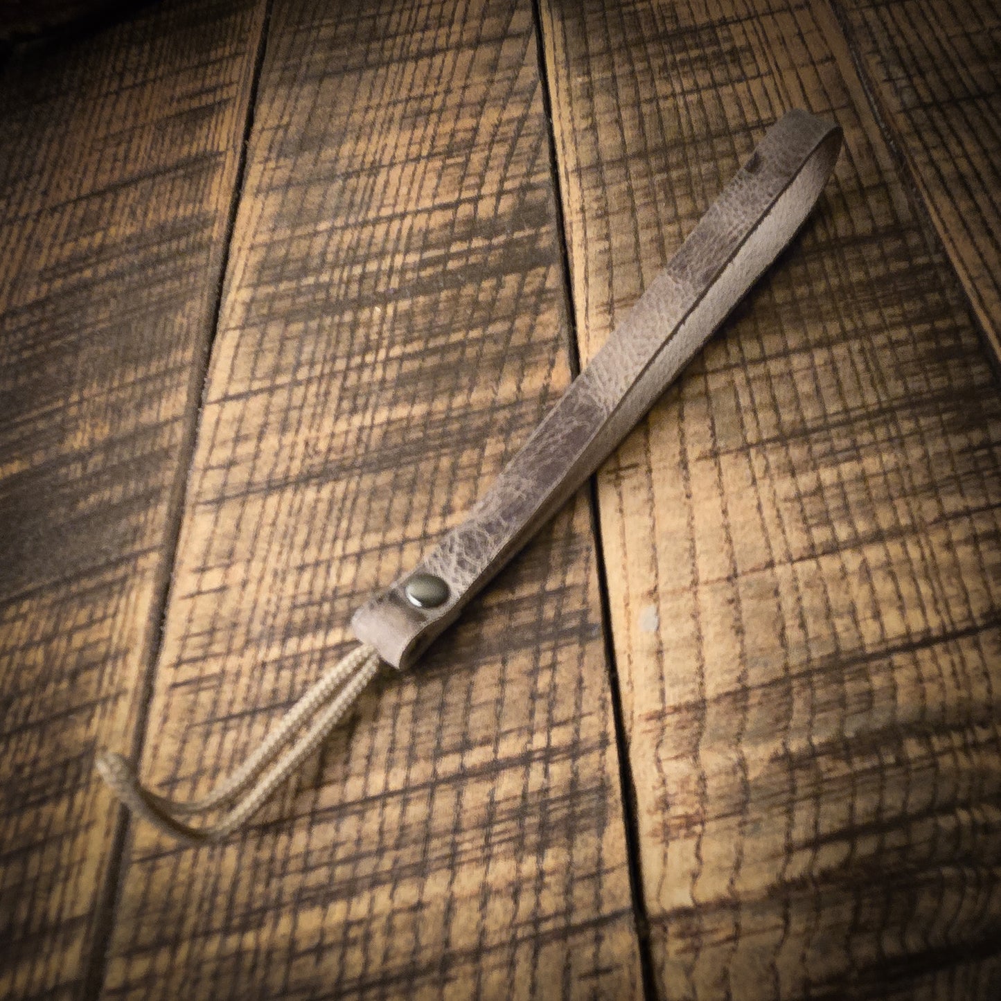 Wristlet (Dusk Brown)